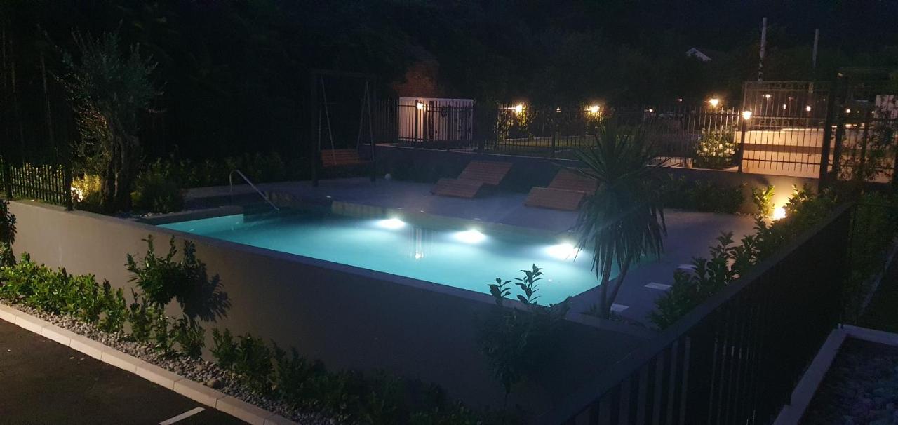 Bjelica Rental Apartments - Nela Apartment ติวัต ภายนอก รูปภาพ